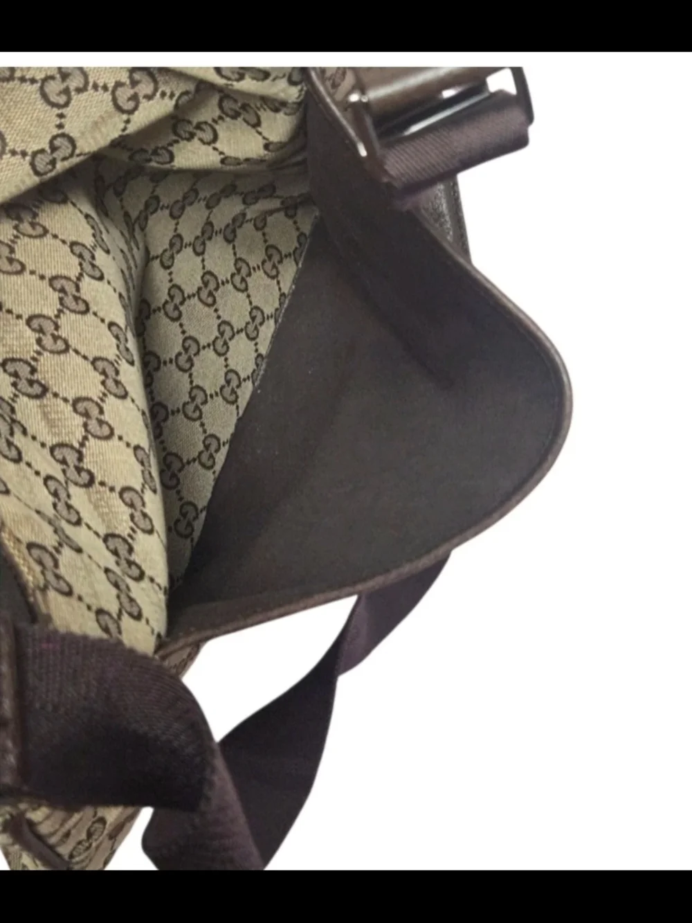 Gucci Beige GG Supreme Messenger Bag with Brown Trim